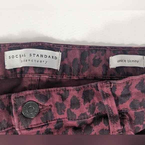 Social Standard Sanctuary Mid Rise Ankle Skinny Leopard Print Pants Size 12 - Picture 6 of 12